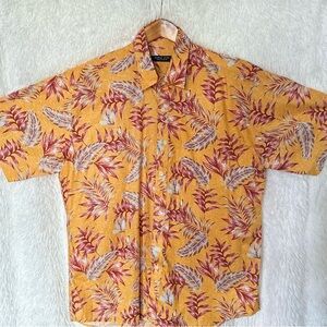 Hilo Hattie Yellow and Red Hawaiian Shirt